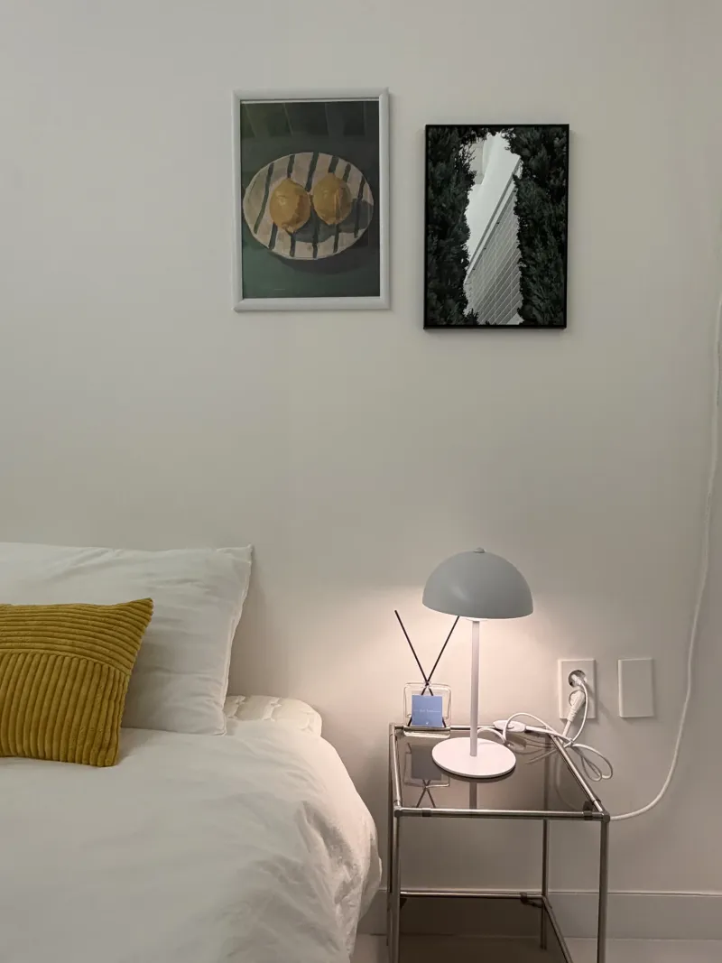 [Saekdal-dong, Seogwipo] South-facing floor-to-ceiling windows with ocean view, convenient location for travel, Building A, 2nd floor studio 16