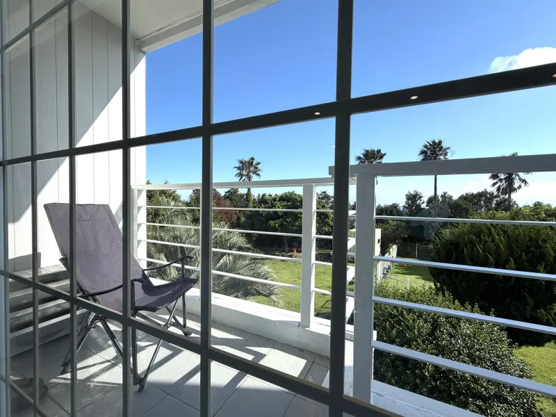 [Saekdal-dong, Seogwipo] South-facing floor-to-ceiling windows with ocean view, fenced dog playground, Building B, 2nd floor studio 16