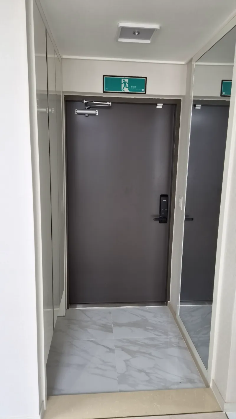 [Dongdaemun, Seoul] Newly built officetel 15 minutes from Janghanpyeong Station 16
