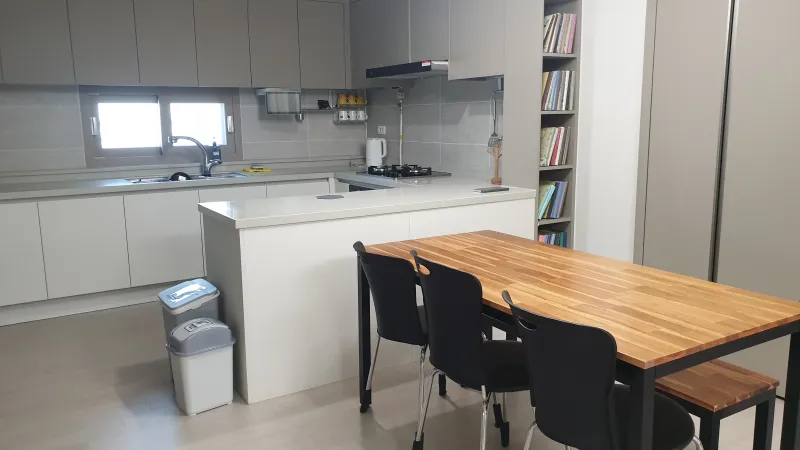 [Asan] Sinchang 3-Room New Apartment A 7