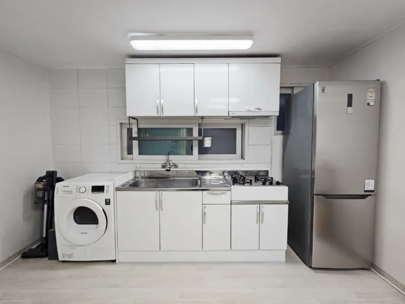 [Seongnam][Seongnam, Gyeonggi-do] 4-person 2-room apartment, 3 min from Yatap Station 8