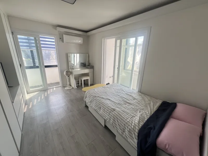 [Jeonju] Junghwasan-dong Fully Furnished White Room 2