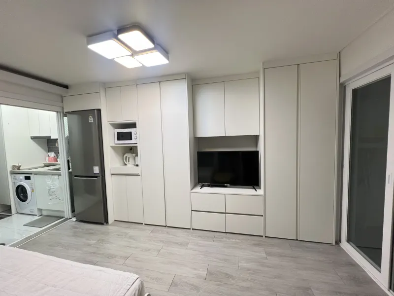 [Jeonju] Junghwasan-dong Fully Furnished White Room 5