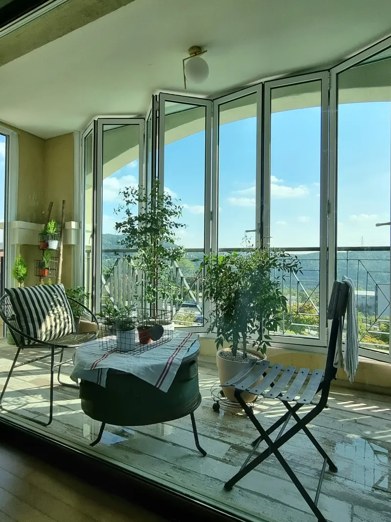 [Yongin] Top floor of a townhouse within Gold CC 18