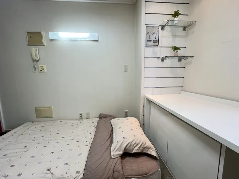 [Mapo, Seoul] Officetel 1 minute from Sinchon Station, near Hongik University and Yonsei University. Safe and convenient one-month stay in Seoul. 6