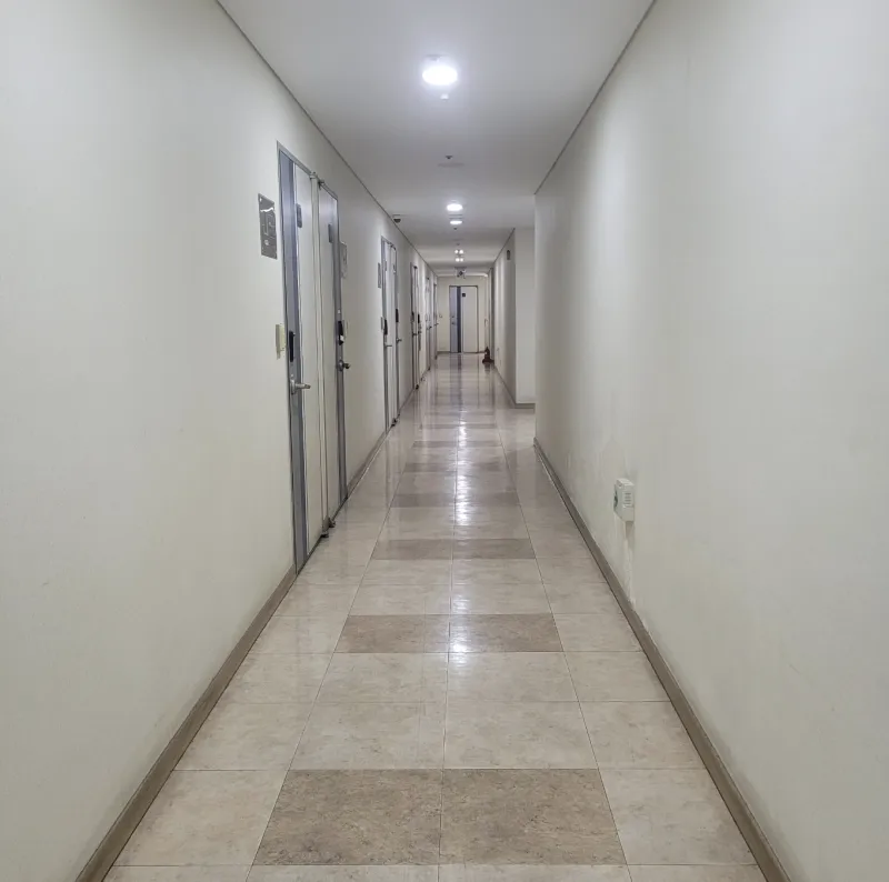 [Mapo, Seoul] Officetel 1 minute from Sinchon Station, near Hongik University and Yonsei University. Safe and cozy 7
