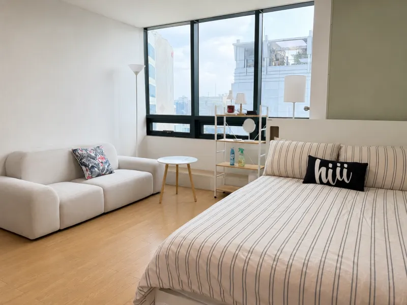 [Mapo, Seoul] 1-minute walk from Hongik Univ. Station (Cheongso Gwang 16) 2
