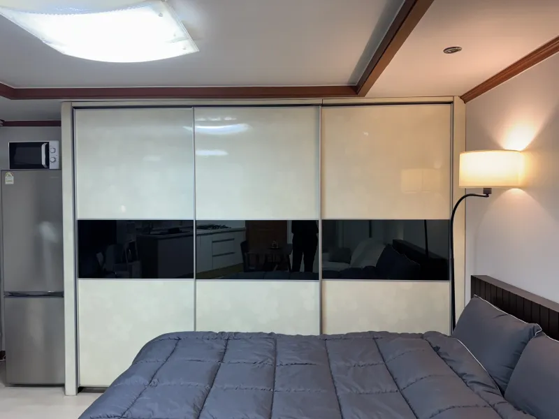[Yongsan, Seoul] Cozy 8-Pyeong Studio in Yongnidan-gil/Samgakji 18