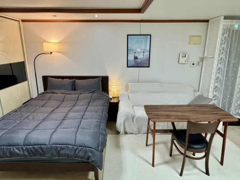 [Yongsan, Seoul] Cozy 8-Pyeong Studio in Yongnidan-gil/Samgakji 7