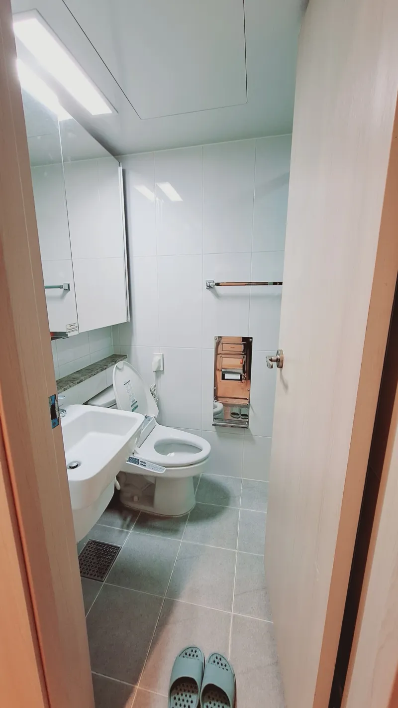 [Changwon] Sangnam-dong Jungang-dong Room 2