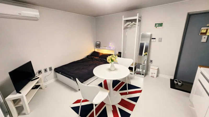 [Suwon] Studio near Suwon City Hall and Mangpo 2