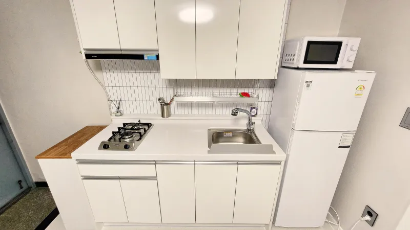 [Suwon] Studio near Suwon City Hall and Mangpo 20