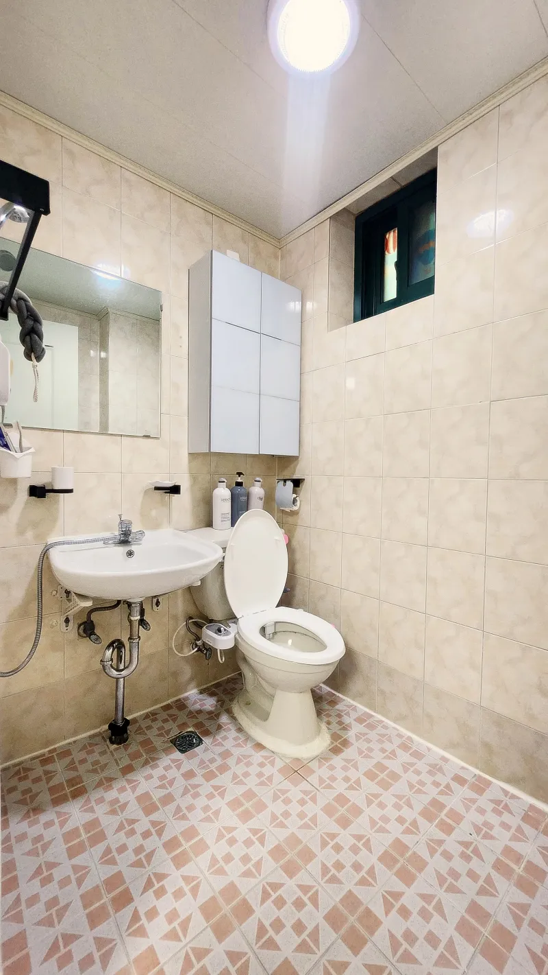 [Suwon] Studio near Suwon City Hall and Mangpo 7