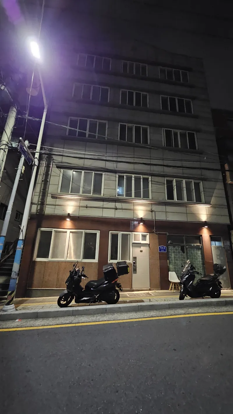 [Jung-gu, Busan] Villa 402, a restaurant with a view of Bukhang Port 32