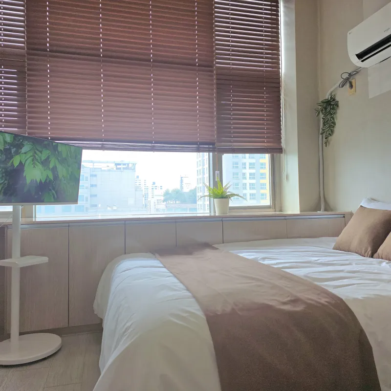 [Bucheon] 2. Sinjungdong Station. 2 Queen Beds. Convenient neighborhood 2