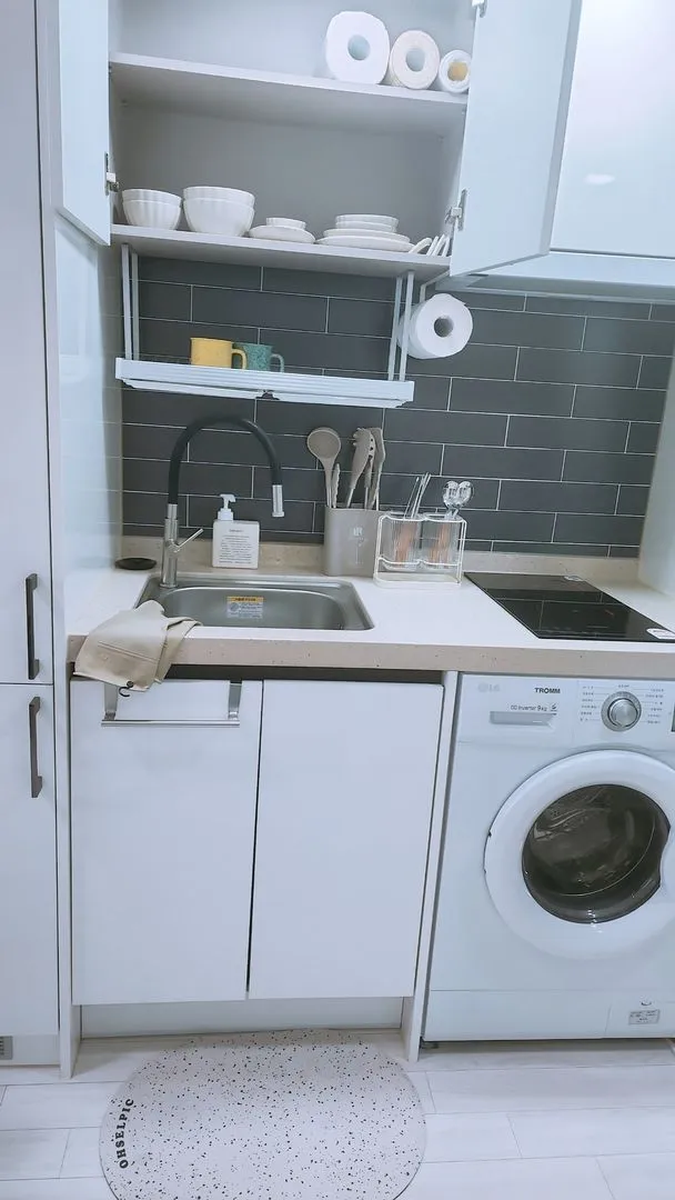 [Guro, Seoul] 1 minute walk from Oryu Station, 20 minutes from Yeouido 25