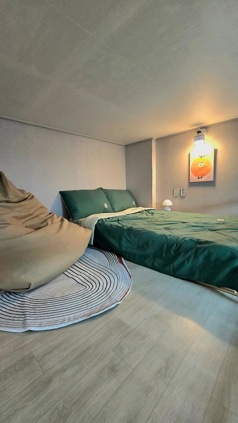 [Gangseo, Seoul] Stay for single life with high ceiling and glass windows 3