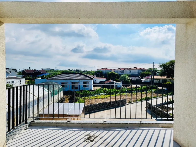 [Hangyeong, Jeju][Panpo] Super Special Price_ Panpo Port Private Duplex with Spacious Yard, Swimming Pool, and BBQ Zone 94