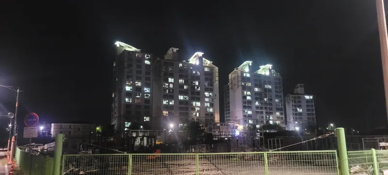 [경남 거제] 사등면 바닷가 산책하기 편안한 아파트 11