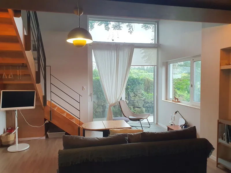 [Jocheon, Jeju] Fantastic sunset outside the window of Seonheul Jungsangan duplex pension 24