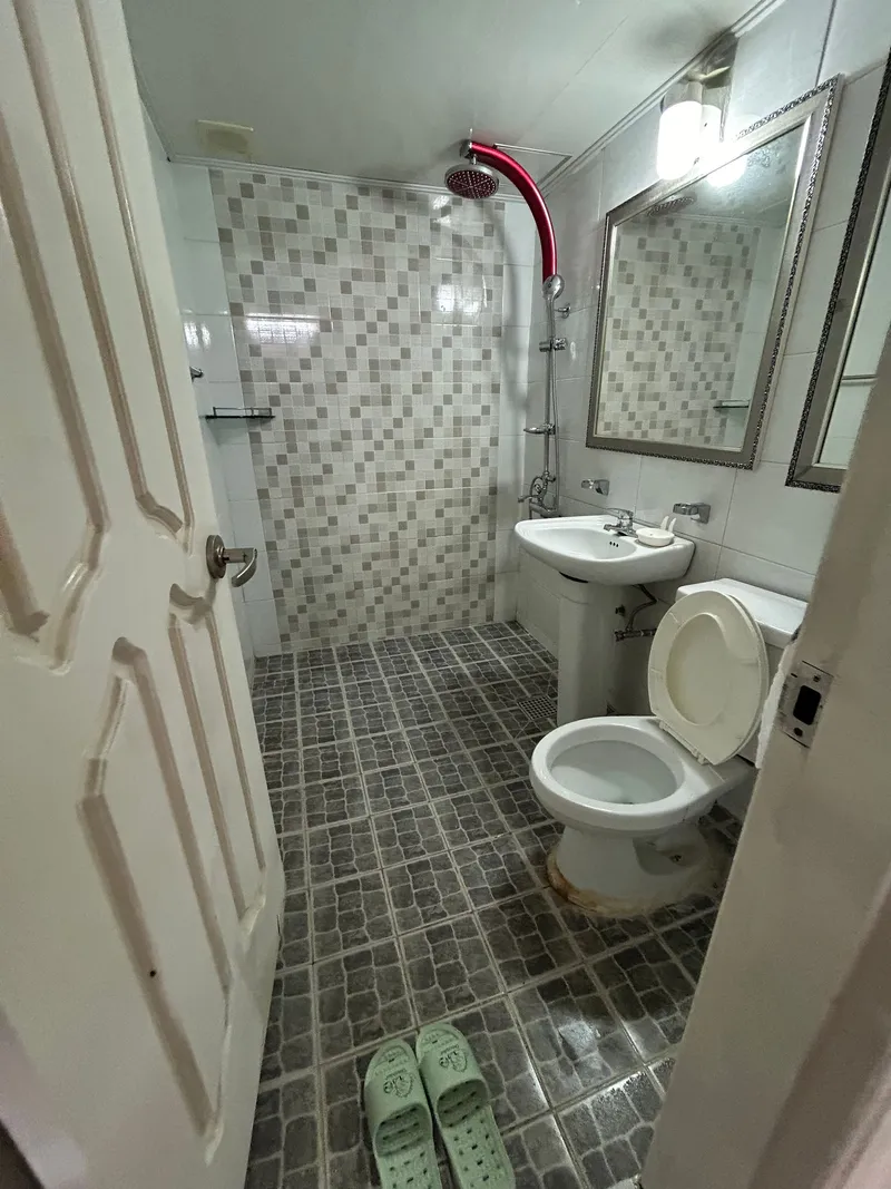 [Geoje] Okpo-dong 3-room cost-effective apartment, pets allowed 1 8