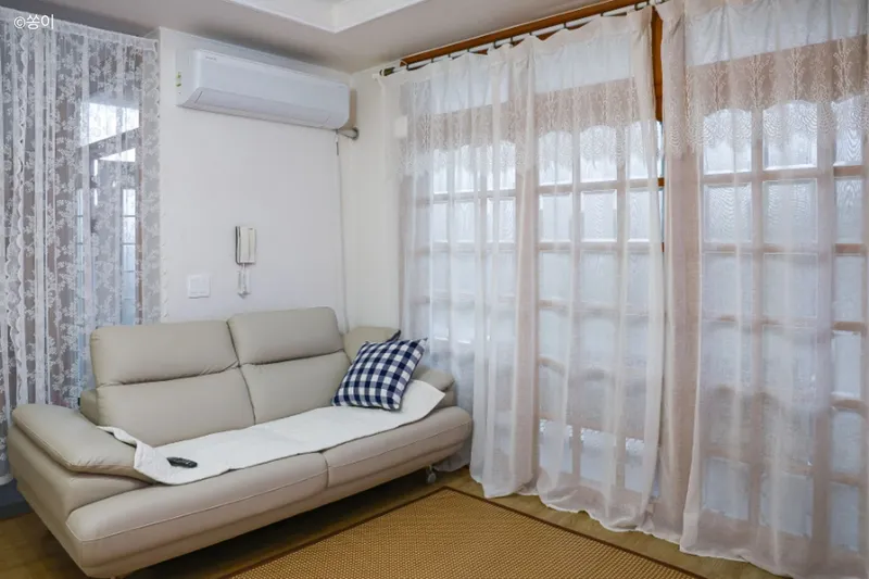 [Hallim, Jeju] Private accommodation with a garden and yard where you can feel the seasons 5