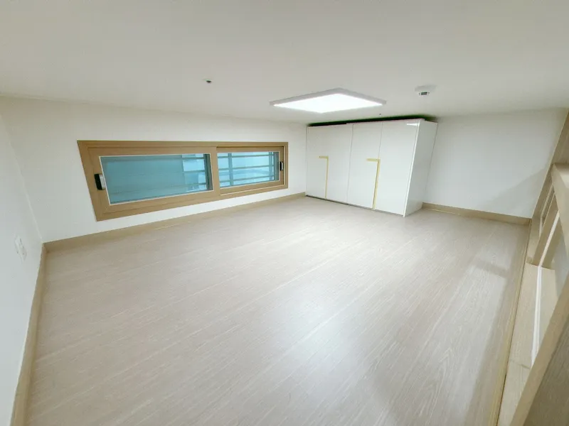 [Changwon] Two-room with a great harbor night view #Pets allowed 15th floor 13