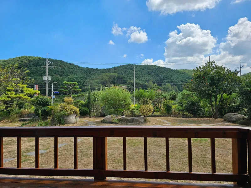 [Buan] A secluded, rural, single-family Hanok house with a spacious yard on the Byeonsan Peninsula #Dogs Allowed 36