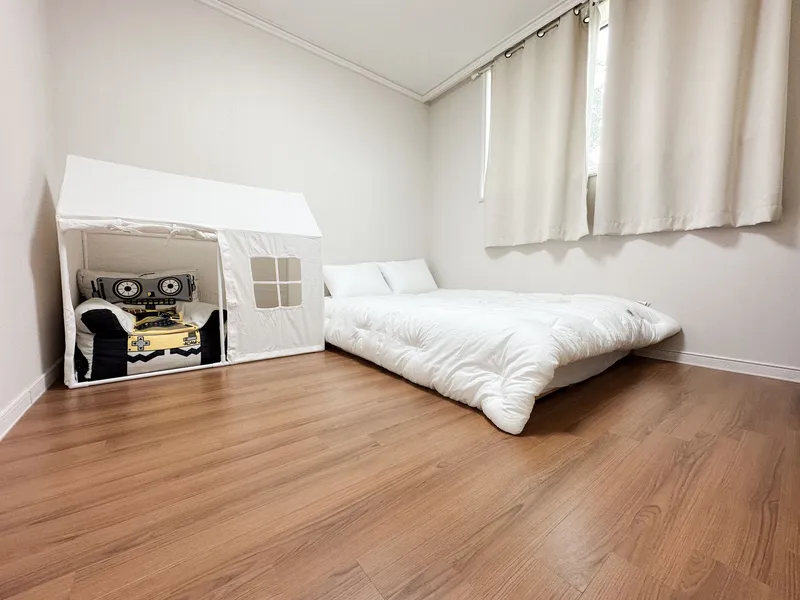 [Gujwa, Jeju] Up to 10 people, 2nd floor pool villa, emotional independent house, kids, family accommodation 3