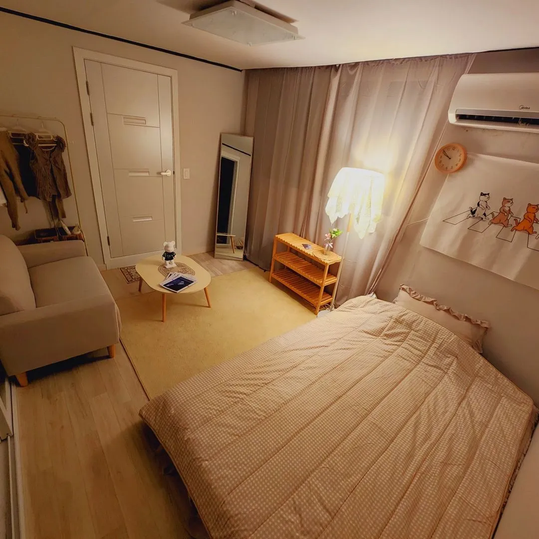 Tanbang-dong One-Bedroom House