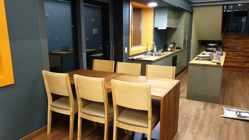 [서울 서대문] 홍제천 산책로 옆 여성전용 쉐어하우스 3