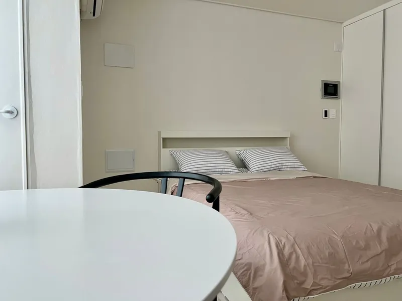 [Mapo, Seoul] Hotel-class fully remodeled, 3 seconds walk from Hapjeong Station 6