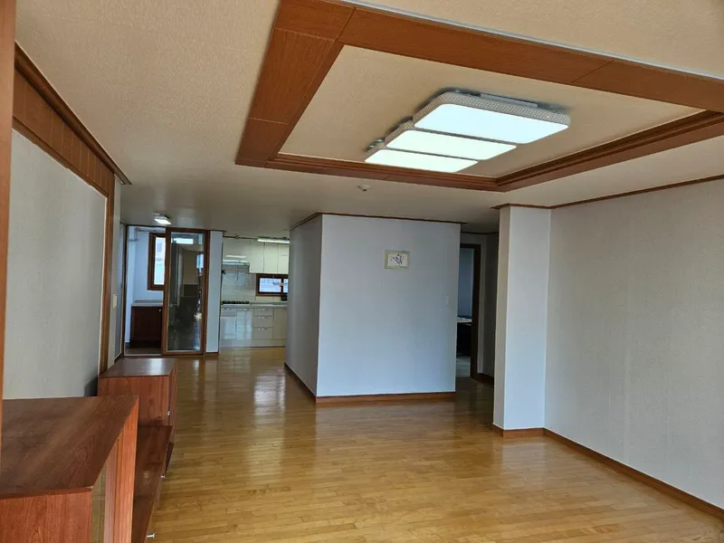 [Gwanak, Seoul] 40 pyeong apartment, 4 large rooms, 1 large living room 20