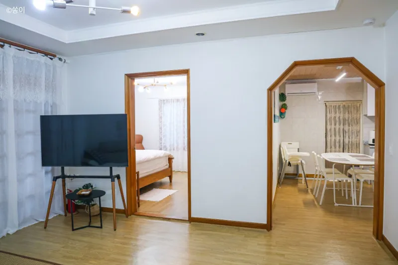 [Hallim, Jeju] Private accommodation with a garden and yard where you can feel the seasons 6