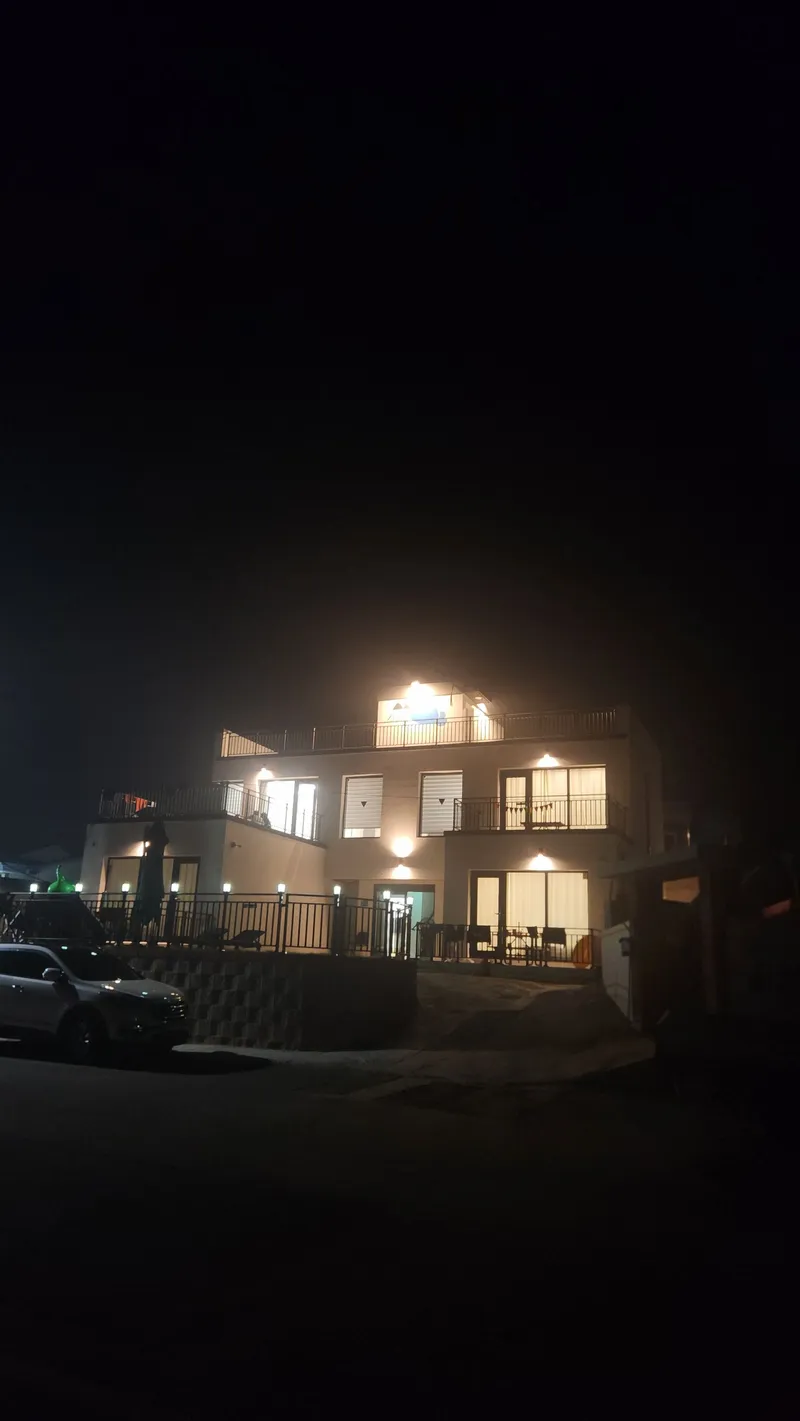 [Pohang] Room 202, 2nd floor, with a view of the Guryongpo ocean 72