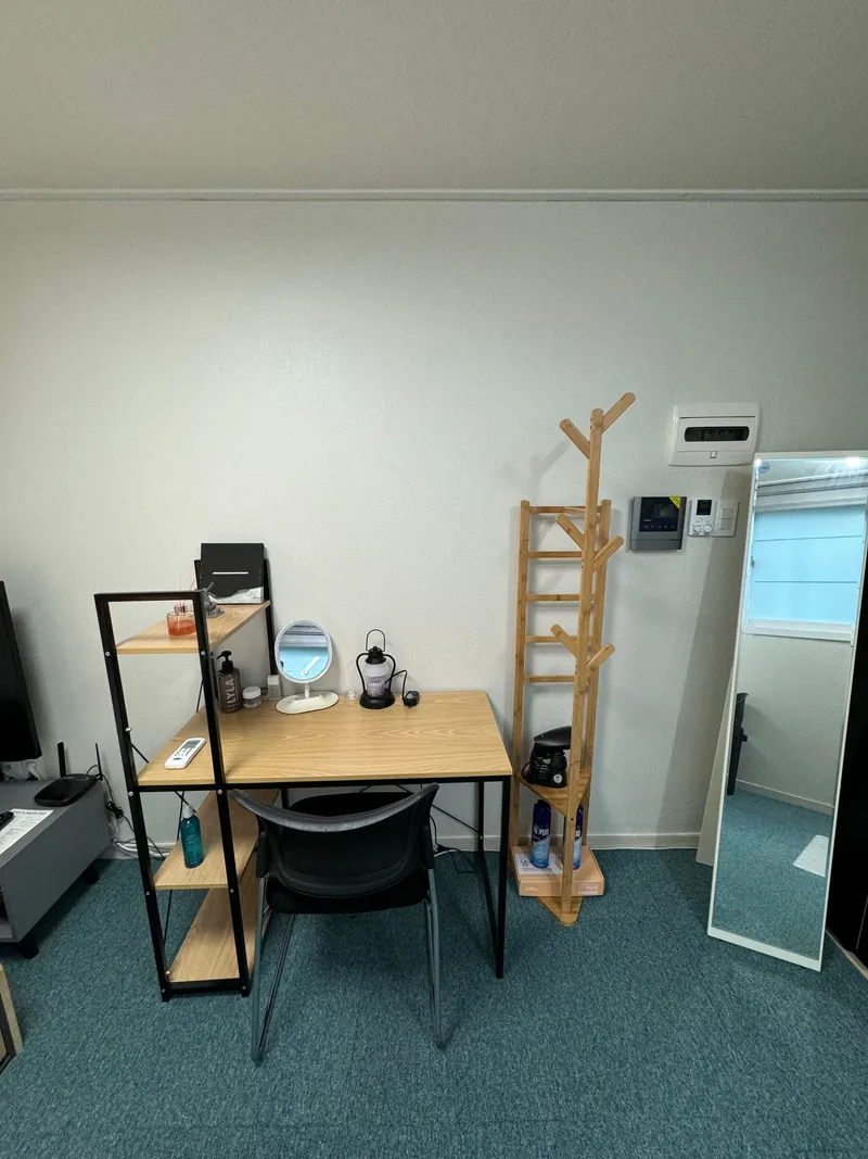 [Guro, Seoul] 3rd floor villa with a beautiful cafe and rooftop terrace in the forest area, no management fee. 6
