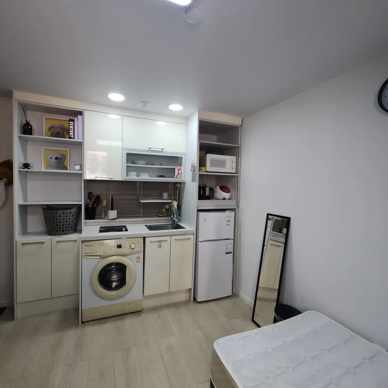 [Suyeong, Busan] 3 minutes walk from Gwangan Station, 10 minutes walk from the beach, excellent transportation and commercial district, full options 5