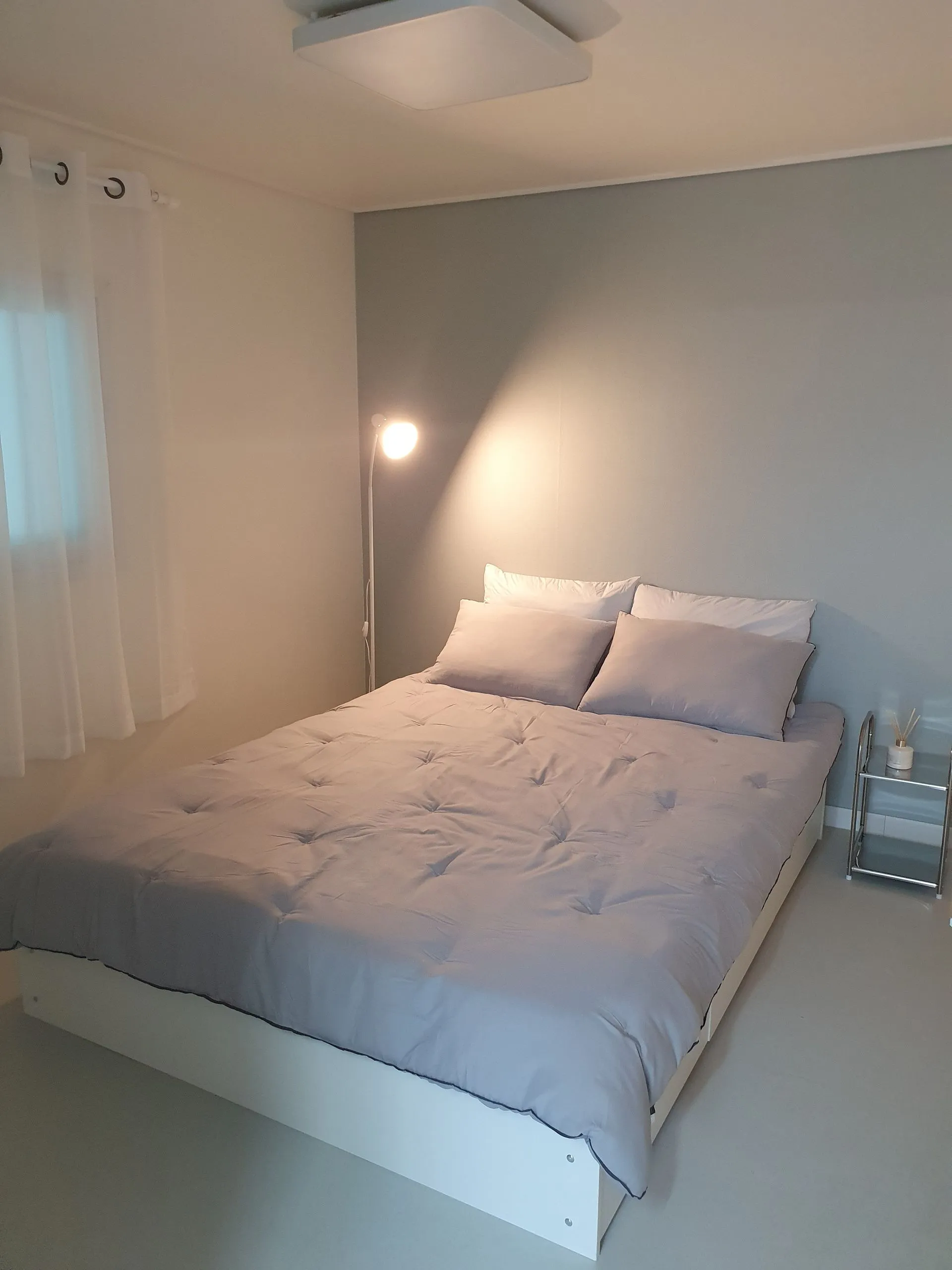 Daesin-dong Two-Bedroom House