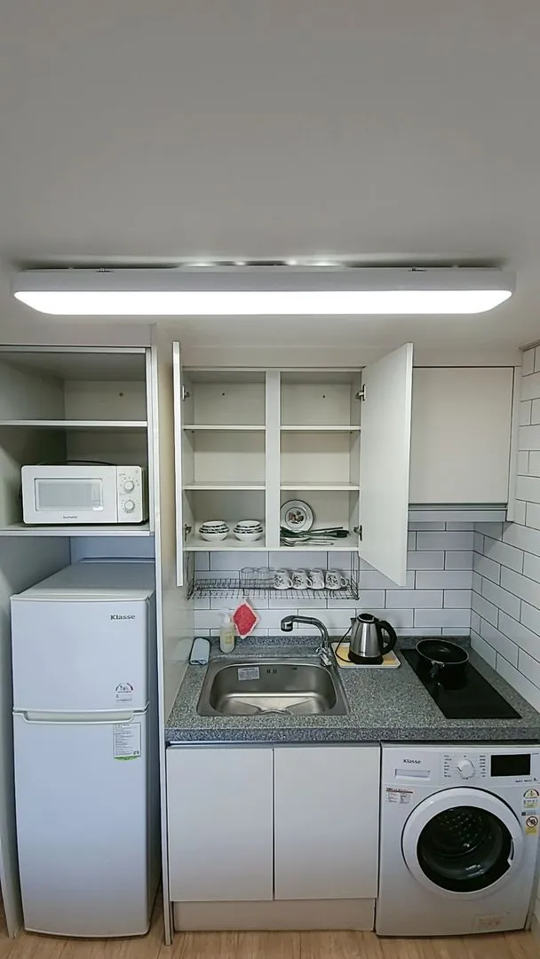 [Yeongjong, Incheon] Comfortable twin room with elevator and full options near Incheon Airport 9