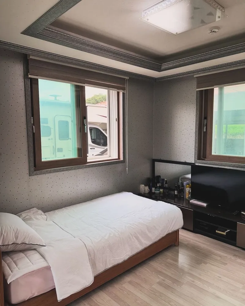[Hamyang] A two-story independent karaoke and barbecue place like a gallery in Nonview 10