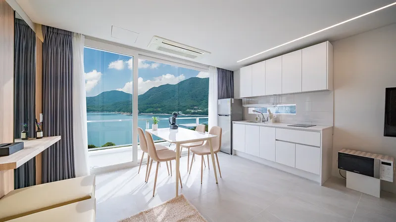 [Geoje] Yundol Village Emotional Ocean View Pension A Building 201 2