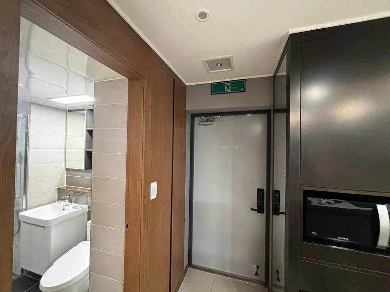 [Suyeong, Busan] Drone Show, Panoramic Ocean View, Two-Room Apartment, Free Parking, Review Check 43