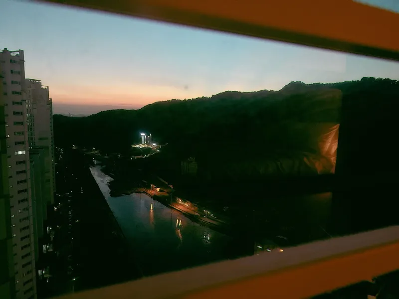 [Changwon] Two-room with a great harbor night view #Pets allowed 15th floor 17