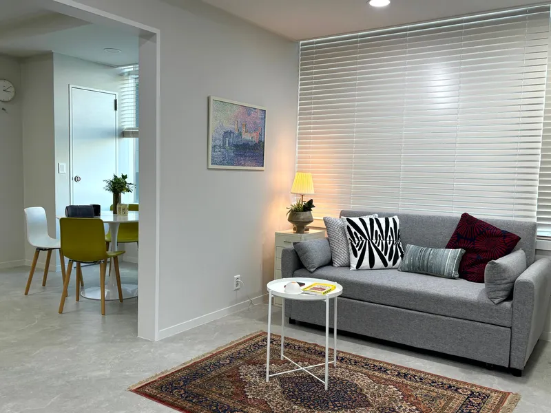 [Jongno, Seoul] 3 min walk from Cheonggyecheon to Sinseoldong Station #Triple station area #Remodeling 6