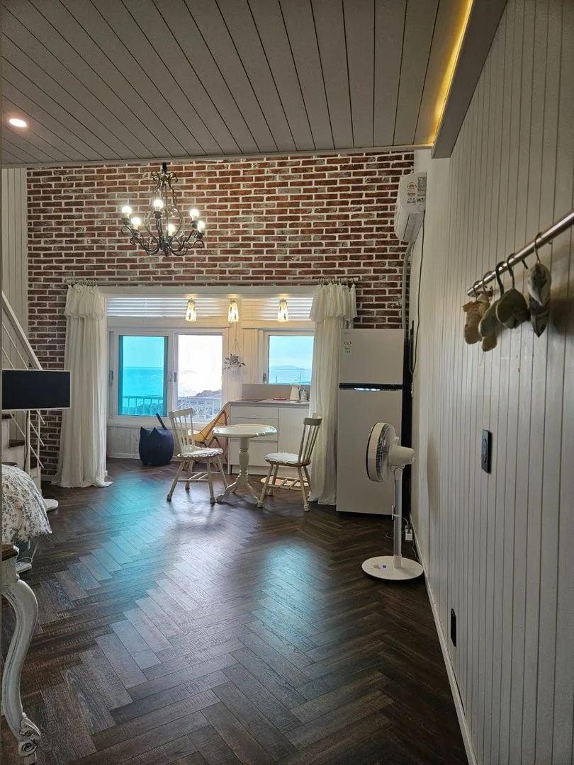 Gujwa-eup Ocean View Two-Bedroom House