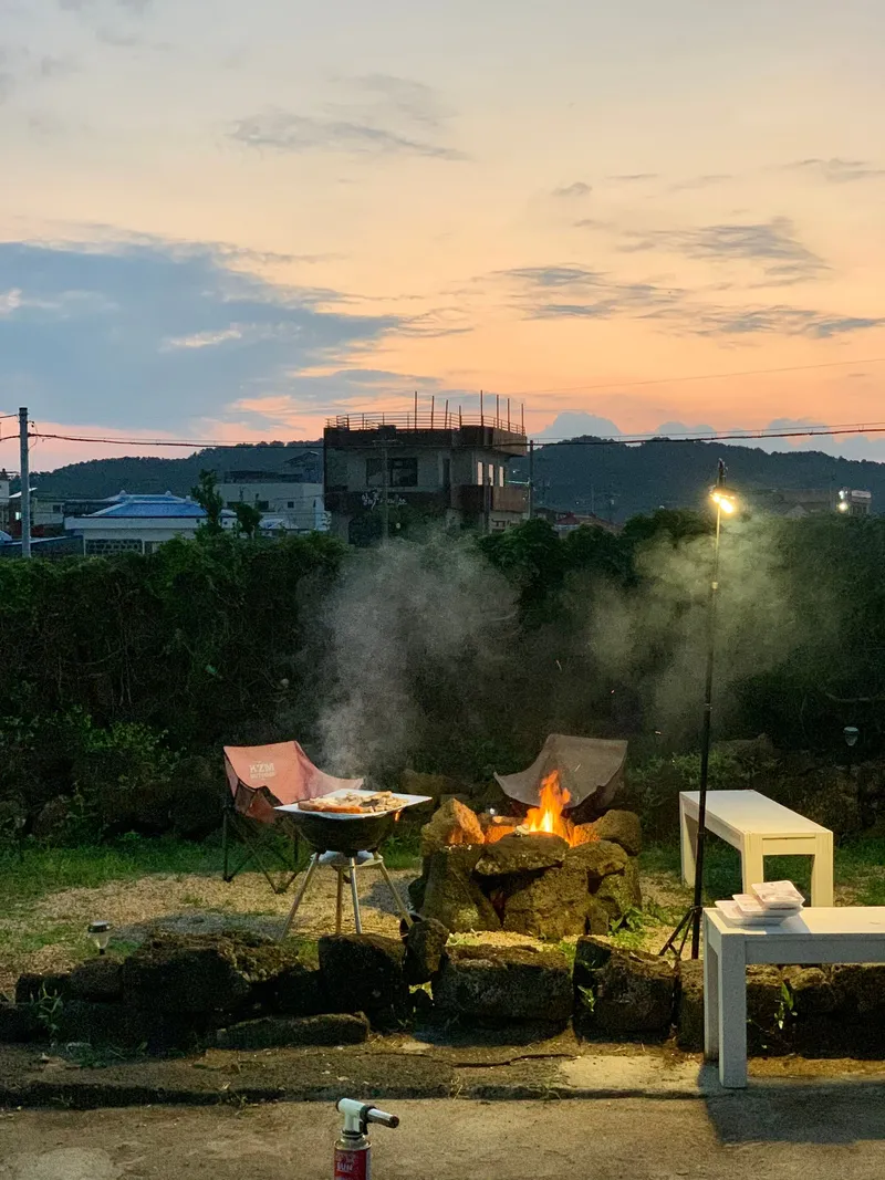 [제주 조천][북촌포구]바다거리 5초_트렌드 촌캉스 넓은마당 불멍,문어통발,낚시가능 253