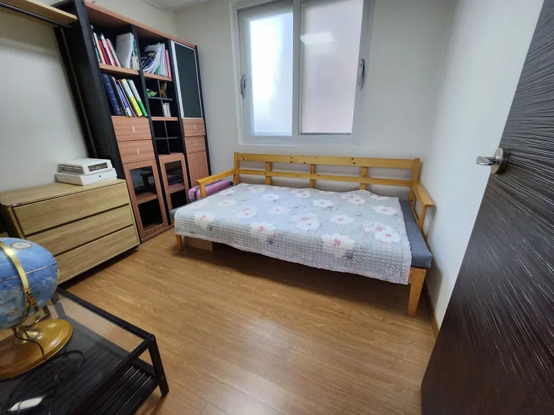 [서울 중랑] 고급 단독주택 투룸 서비스 공간 옥탑 단독 사용, 산멍 가능 4