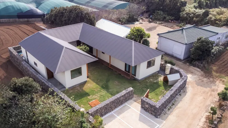 [Hangyeong, Jeju] Newly built accommodation with a lawn where pets can run around 24