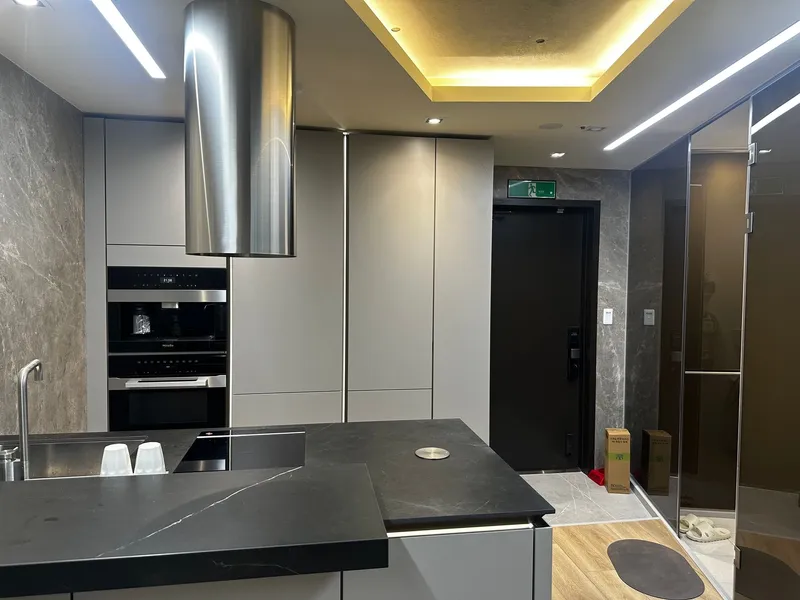 [Gangnam, Seoul] #5 min walk from Yeoksam Station #Queen size bed #Free parking 4