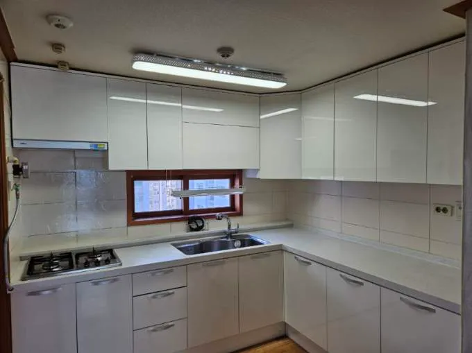 [Gwanak, Seoul] 40 pyeong apartment, 4 large rooms, 1 large living room 17